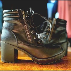 Nice Black combat boots with heel